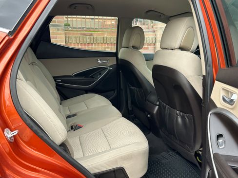 Used 2017 Hyundai Santa Fe Sport image 12