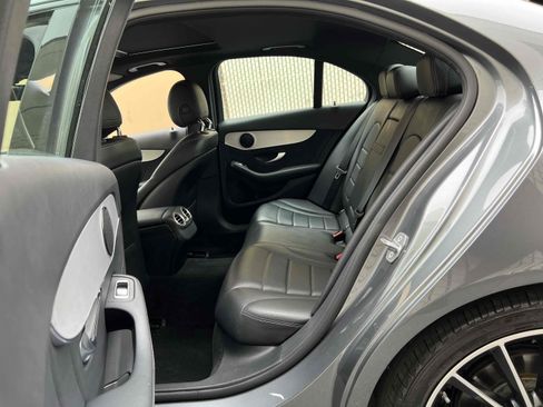 Used 2021 Mercedes-Benz C 300 Sedan w/ AMG Line image 5