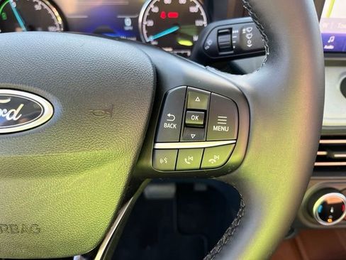 Certified 2024 Ford Maverick Lariat FWD image 25