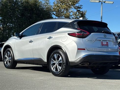 Used 2023 Nissan Murano SV image 6