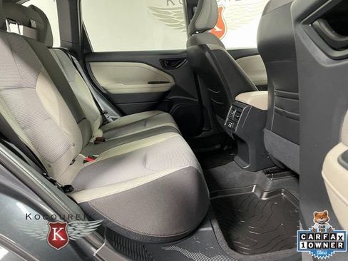 Used 2025 Subaru Forester Premium AWD/4WD image 23