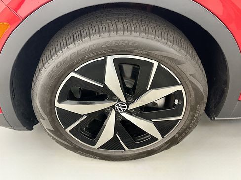 Used 2023 Volkswagen ID.4 Pro S AWD/4WD image 11