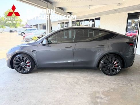 Used 2023 Tesla Model Y Performance AWD/4WD image 7