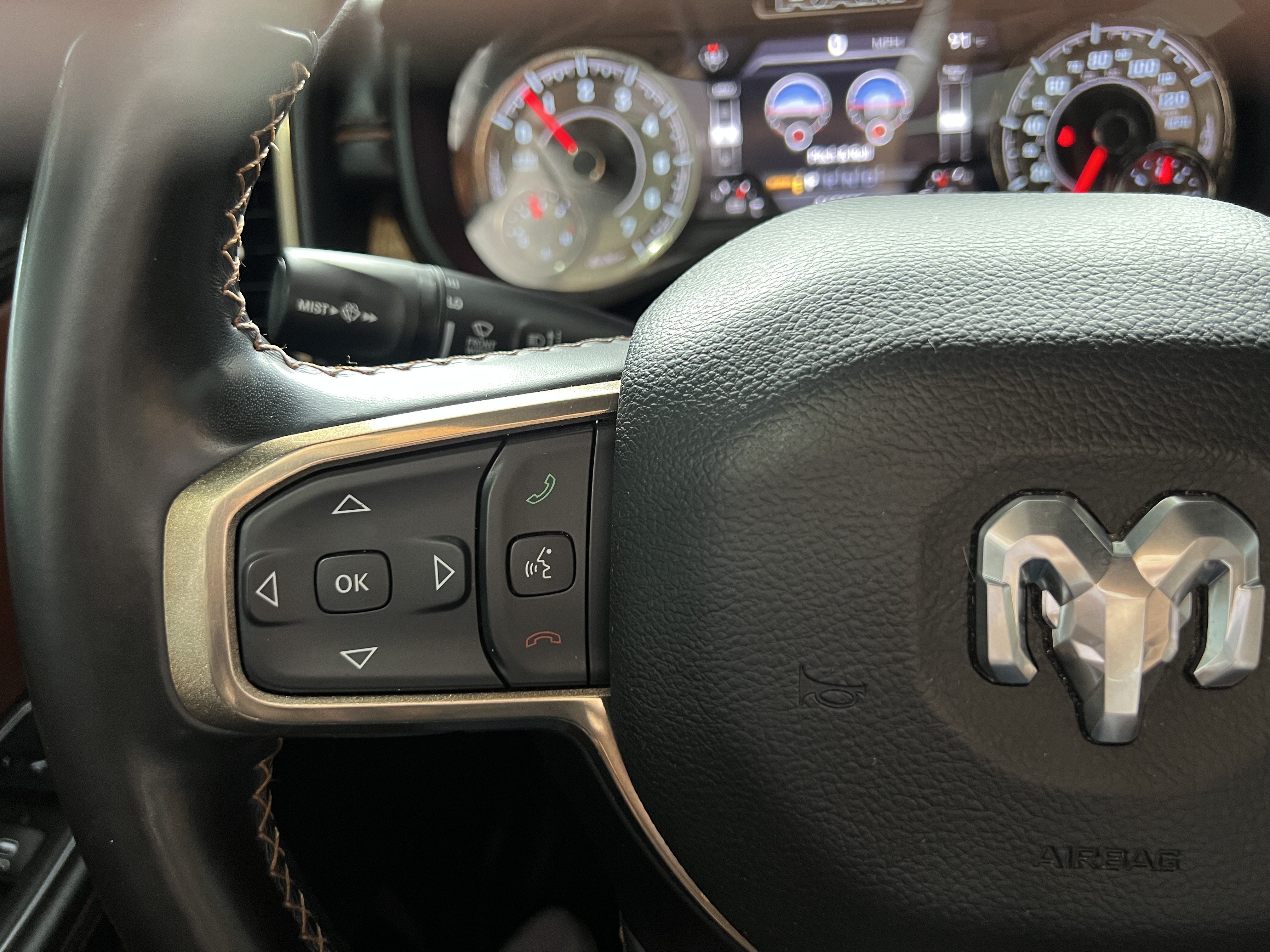 Used 2022 RAM 1500 Limited w/ Off Road Group AWD/4WD image 15