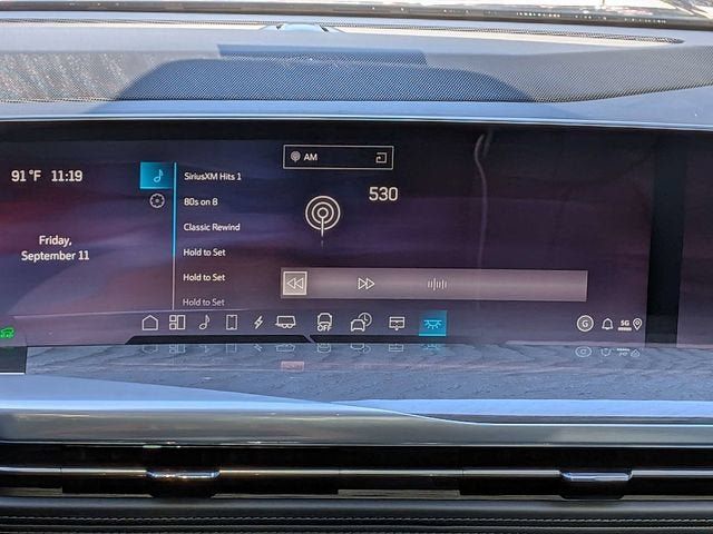 New 2026 Cadillac Escalade IQ Sport 2 w/ LPO, ONYX Package AWD/4WD image 22
