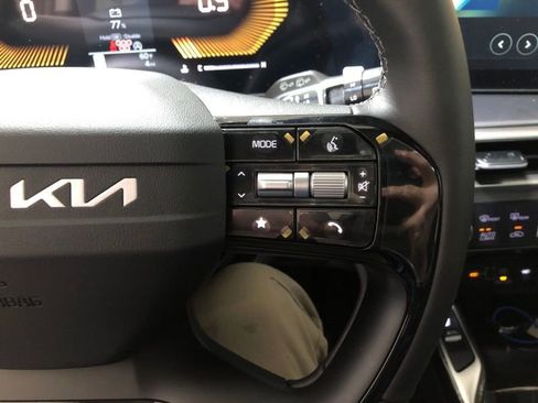 New 2026 Kia Sorento S w/ S Panoramic Sunroof Package image 23