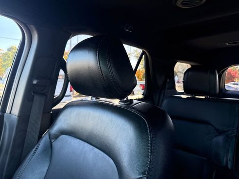 Used 2016 Ford Explorer XLT w/ Equipment Group 202A image 39