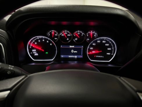 Used 2020 Chevrolet Silverado 1500 LT image 66