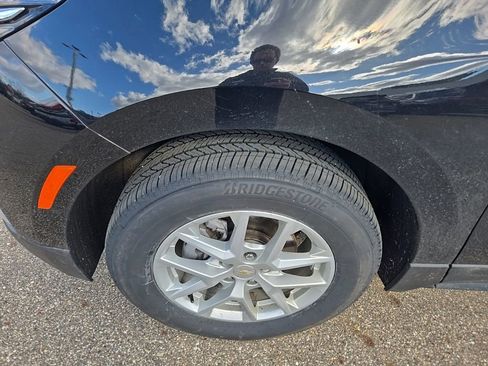 Used 2023 Chevrolet Equinox LT image 11