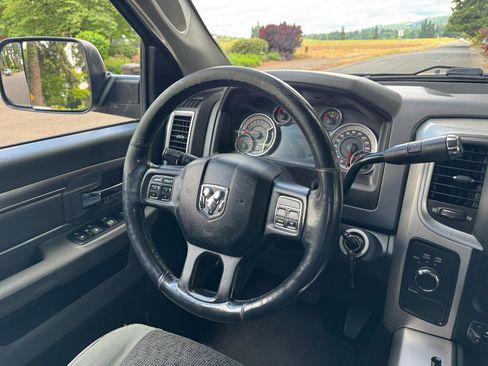 Used 2016 RAM 2500 Big Horn AWD/4WD image 19