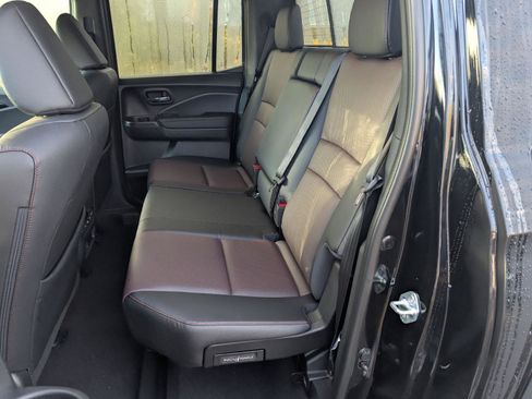 New 2026 Honda Ridgeline Black Edition image 10