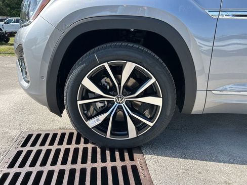 New 2026 Volkswagen Atlas Cross Sport SEL Premium R-Line image 57