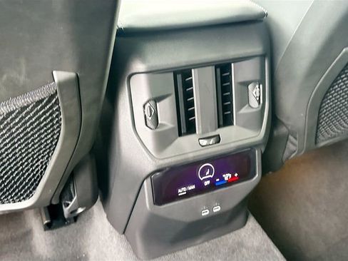 Used 2026 BMW X3 xDrive30 image 17