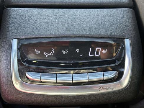 Used 2023 Cadillac XT6 Sport image 16