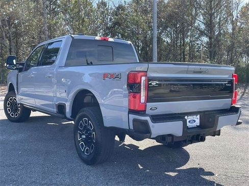 Certified 2025 Ford F250 Platinum image 5