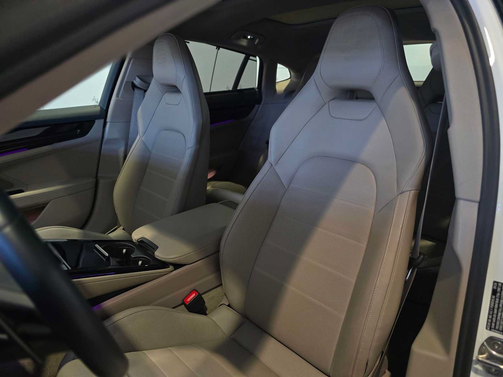 Used 2025 Porsche Panamera 4 AWD/4WD image 5