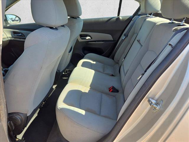 Used 2014 Chevrolet Cruze LT w/ RS Package FWD image 17