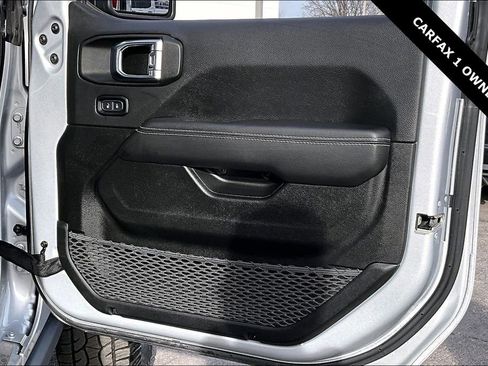 Used 2023 Jeep Wrangler Rubicon w/ Steel Bumper Group image 25