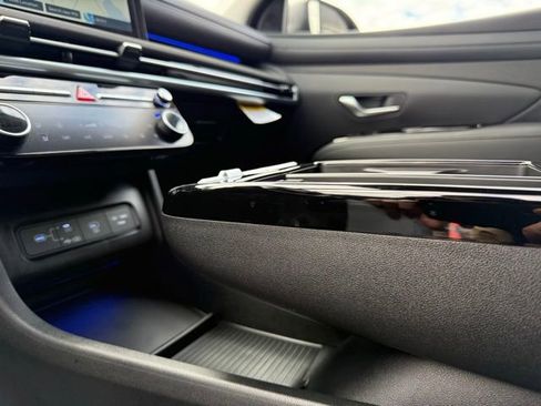 Used 2025 Hyundai Tucson Limited image 53