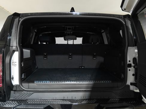Used 2025 GMC Hummer EV 2X w/ LPO, Sport Package AWD/4WD image 64