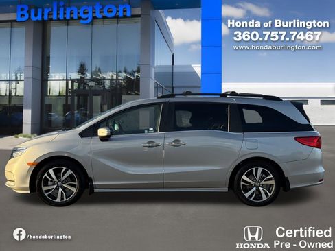 Certified 2024 Honda Odyssey Touring image 3