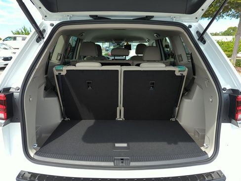 New 2026 Volkswagen Atlas SE image 15