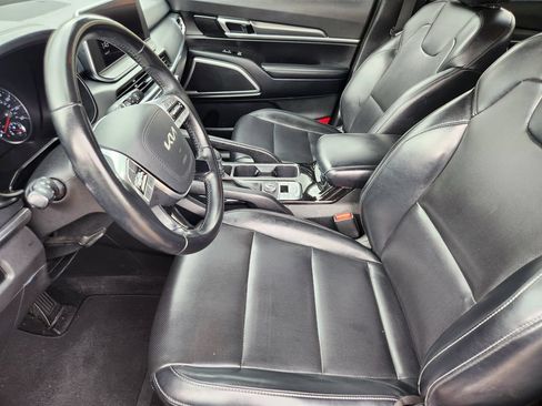 Certified 2022 Kia Telluride LX FWD image 12