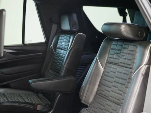 Used 2023 Cadillac Escalade V AWD/4WD image 44