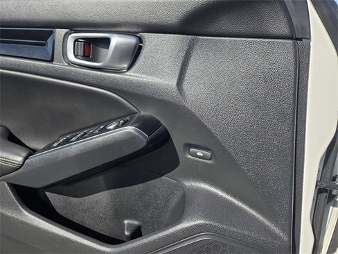 Used 2024 Honda Civic Touring image 14