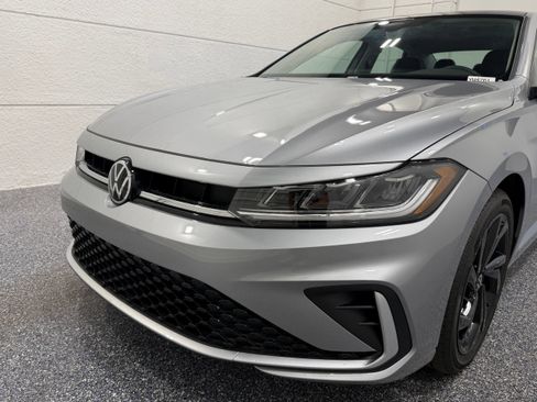 New 2026 Volkswagen Jetta SE FWD image 15