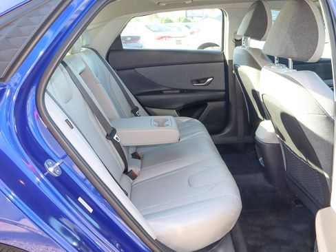 Used 2024 Hyundai Elantra Limited FWD image 24