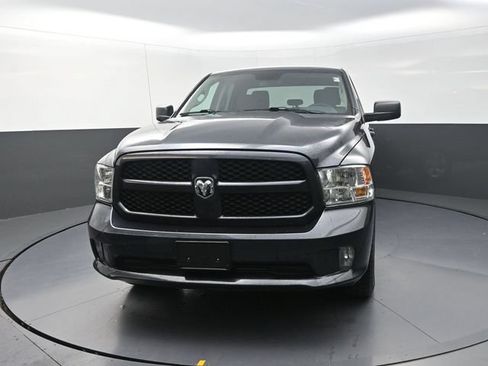 Used 2019 RAM 1500 Express AWD/4WD image 2