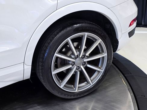 Used 2018 Audi Q3 2.0T Premium Plus w/ Premium Plus Package AWD/4WD image 42