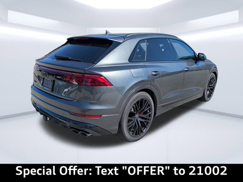 New 2026 Audi SQ8 Prestige image 2