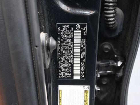 Used 2021 Lexus UX 200 w/ Accessory Package (Z2) FWD image 22