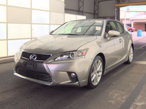 Used 2017 Lexus CT 200h w/ Seat Comfort Package FWD image 1