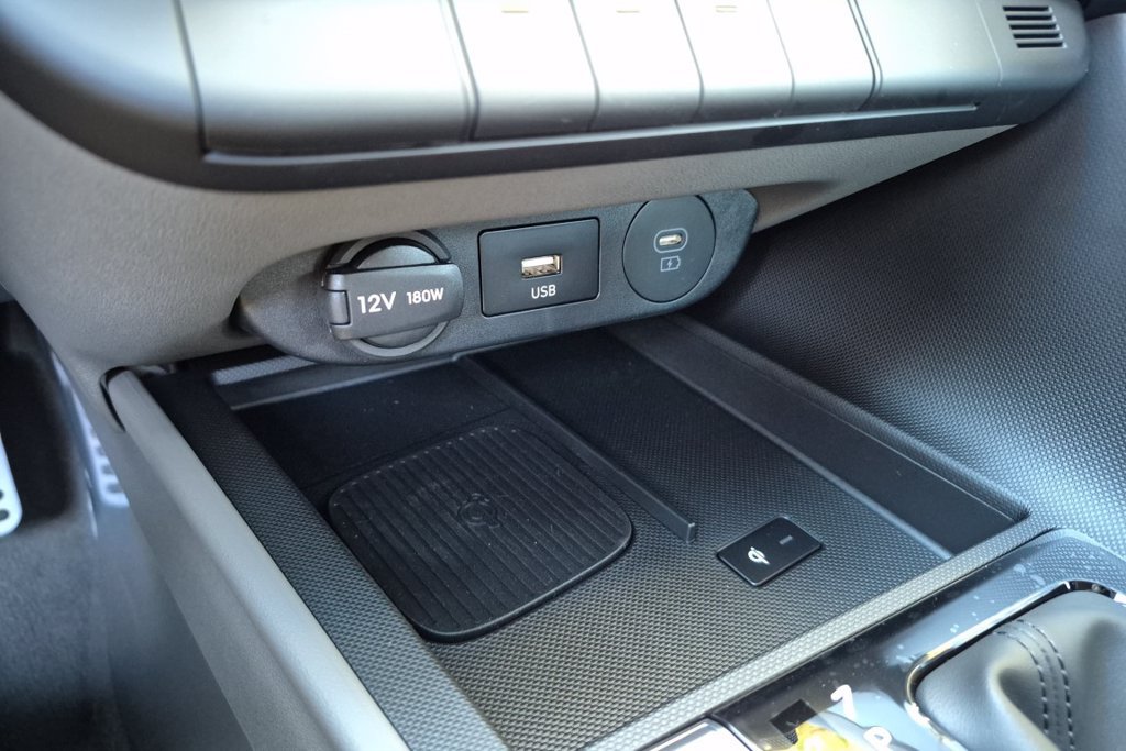 New 2026 Hyundai Elantra SEL Sport FWD image 23