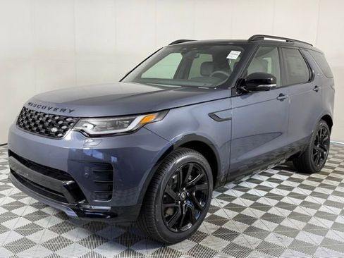 Certified 2025 Land Rover Discovery Dynamic SE AWD/4WD image 2