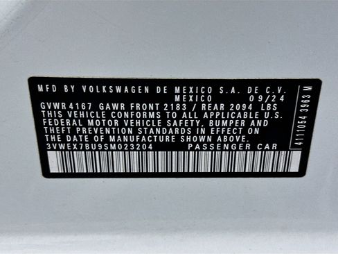 Used 2025 Volkswagen Jetta SE image 12