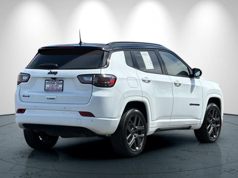 Used 2025 Jeep Compass Limited w/ High Altitude Package AWD/4WD image 4