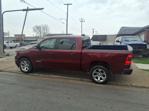 Used 2019 RAM 1500 Big Horn AWD/4WD image 1