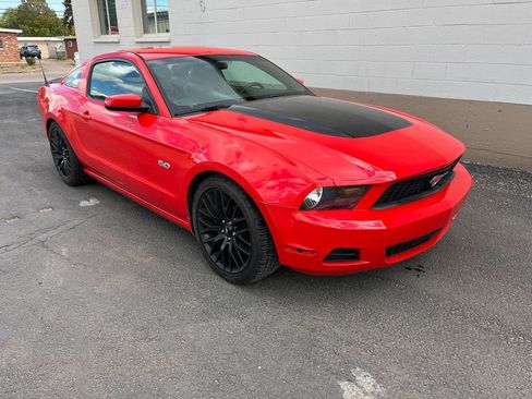 Used 2012 Ford Mustang GT image 1
