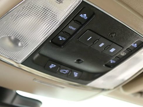 Used 2021 Jeep Grand Cherokee Overland AWD/4WD image 21