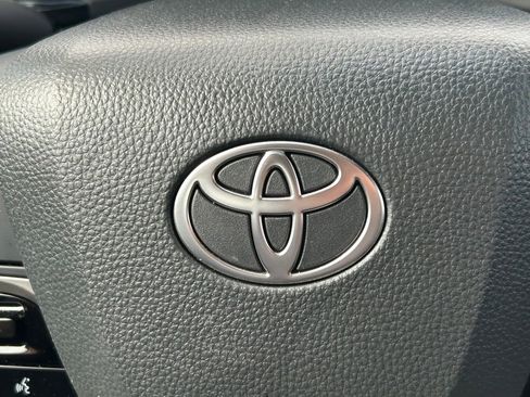 Used 2025 Toyota Camry LE FWD image 35