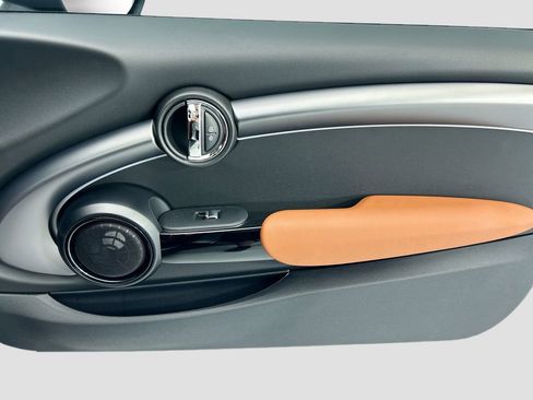 Certified 2024 MINI Cooper SE image 28