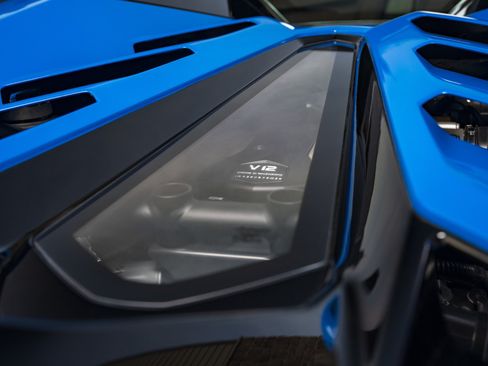 Used 2021 Lamborghini Aventador SVJ AWD/4WD image 55