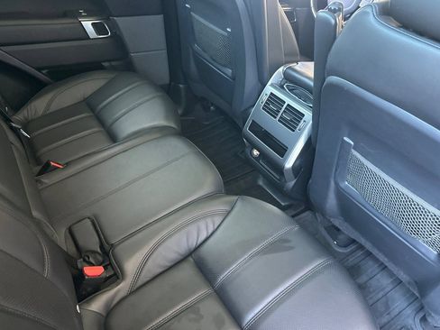 Used 2017 Land Rover Range Rover Sport SE AWD/4WD image 31
