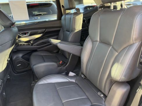 Used 2022 Subaru Ascent Limited w/ Technology Package image 14