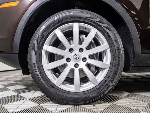 Used 2019 Porsche Cayenne AWD/4WD image 38