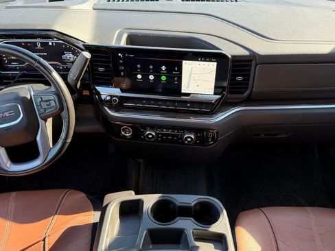 Used 2022 GMC Sierra 1500 Elevation image 18